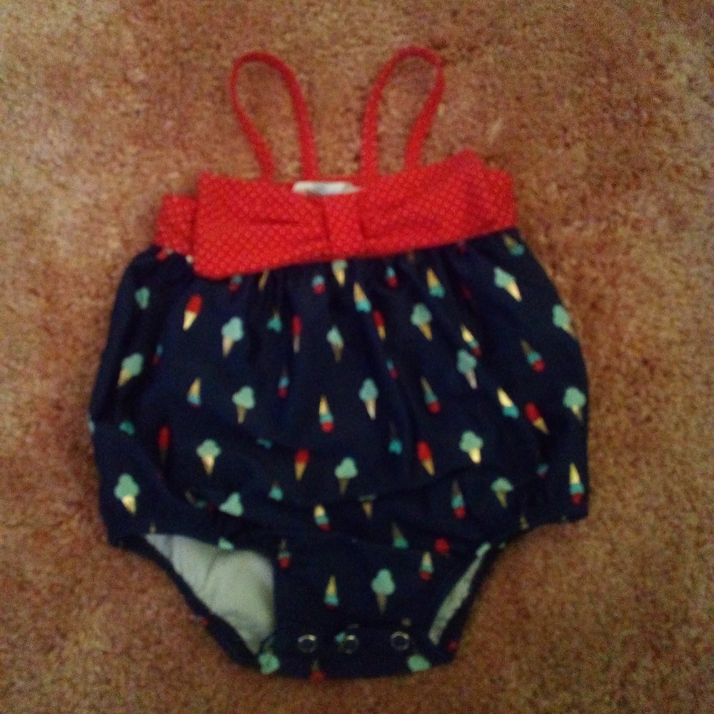 swimsuits
Baby